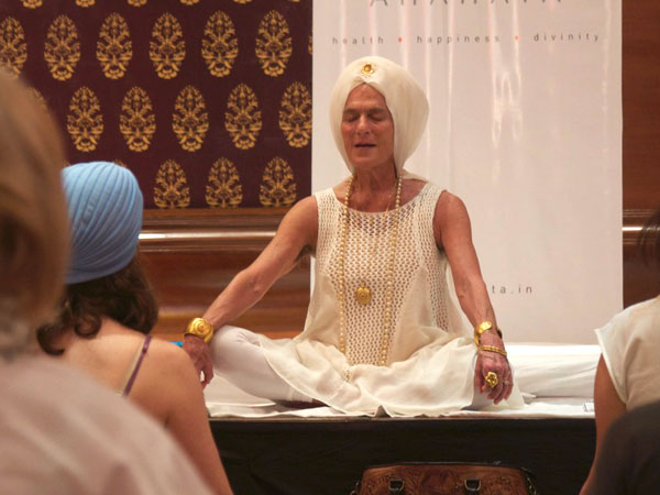 匿名配送YOGA for WOMEN by SHAKTA KAUR KHALSA Yoga For Women by Shakta Khalsa | Goodreads