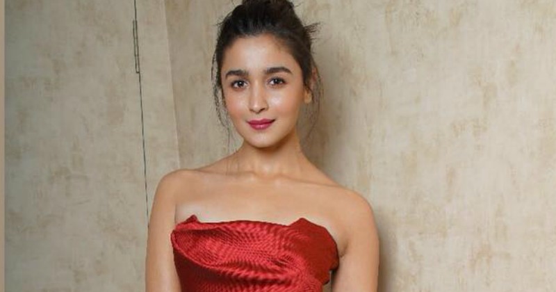 red dress alia bhatt Alia Bhatt in red Gucci dress for GQ Awards last night. Follow @althindia #althindia #alookthathappened #aliabhatt #alia #gucci #guccidress #gq