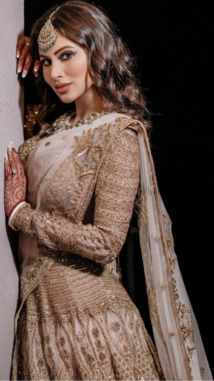 slim fit dress slacks Mouni Roy in Golden mukaish saree – Sawan Gandhi Online Store
