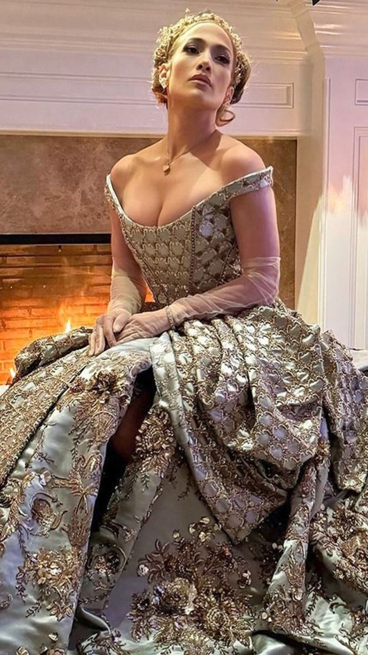 Jennifer Lopez In Bridgerton Inspired Manish Malhotra Gown For Her Birthday