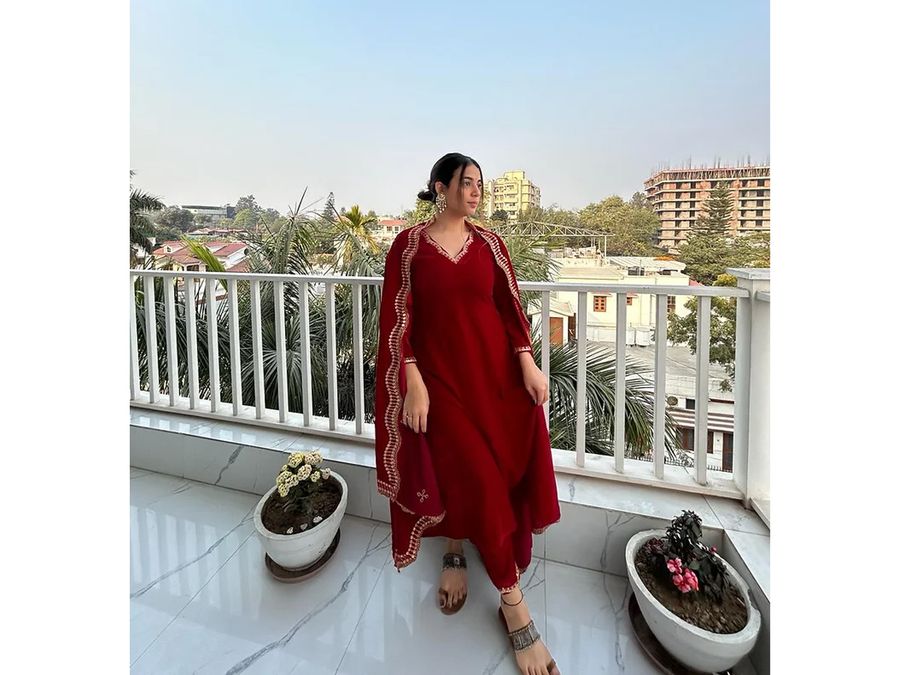 Chic Red Suits For Karwa Chauth