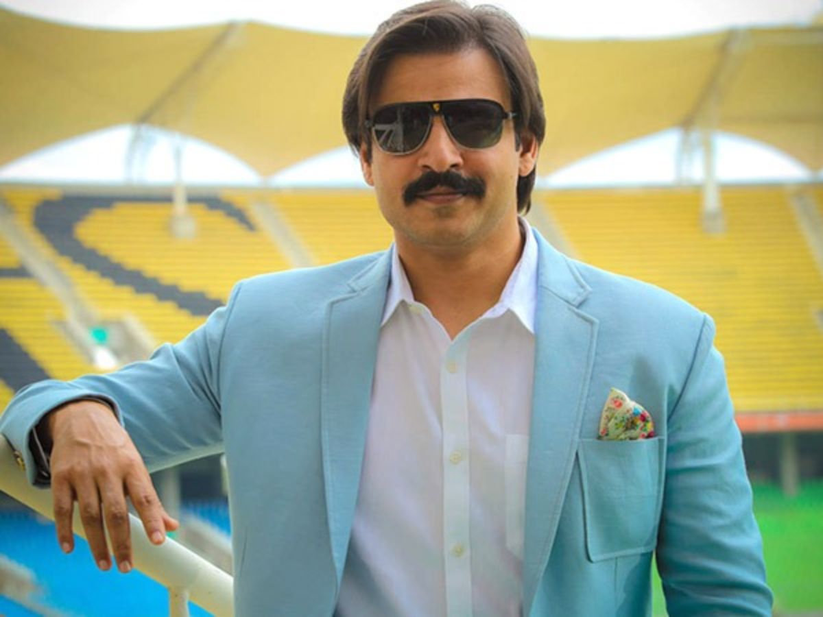 ‘Almost Died’: Vivek Oberoi Recalls Camel Cart Crash During 2002 ‘Road’ Shoot In Rajasthan