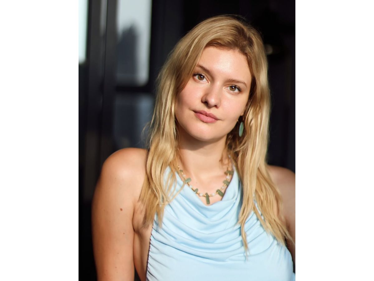 Cricketer Virat Kohli Likes German Model Liz Laz Picture Internet ...