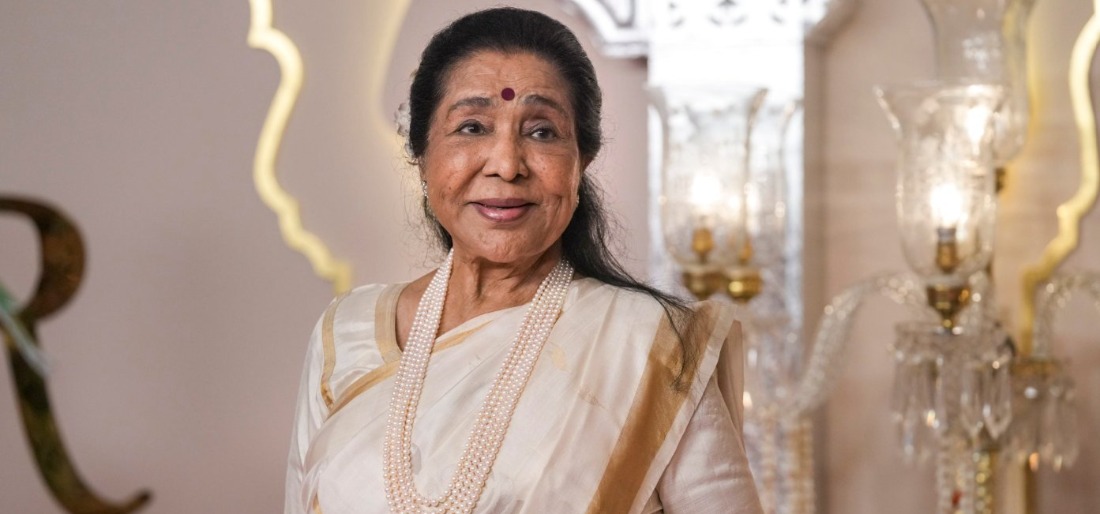 Pakistan Sends Show Cause Notice To National News Channel For Broadcasting Asha Bhosle Tribute; Internet Reacts