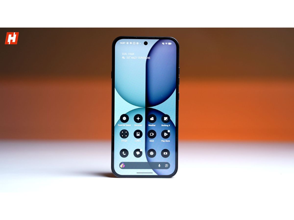 Nothing Phone 4a Review: Glyph Bar, 1.5K Display, Snapdragon 7s Gen 4