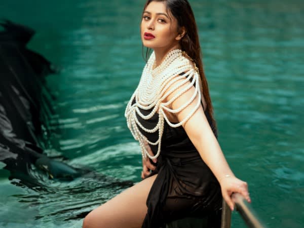 Rus xotini bilan shaxsiy porno